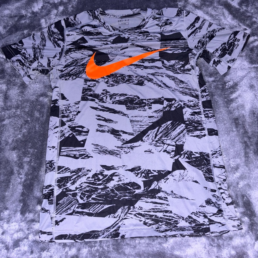 Nike Dri-fit T-Shirt